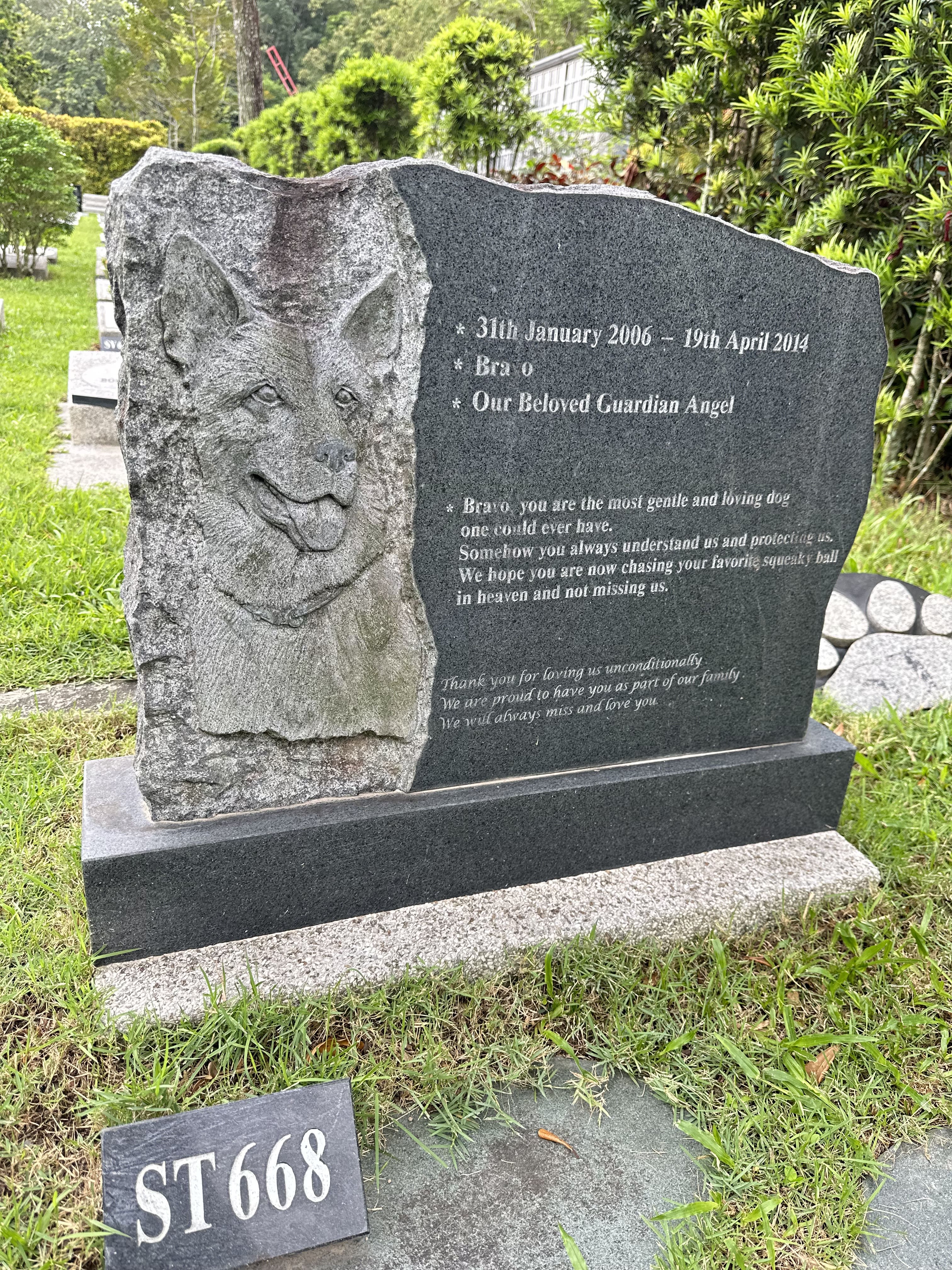 Pet Tombstone